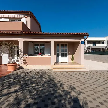 Veli Vrh Apartament